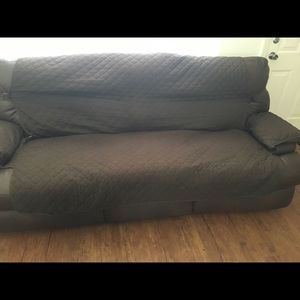 Two couch covers
